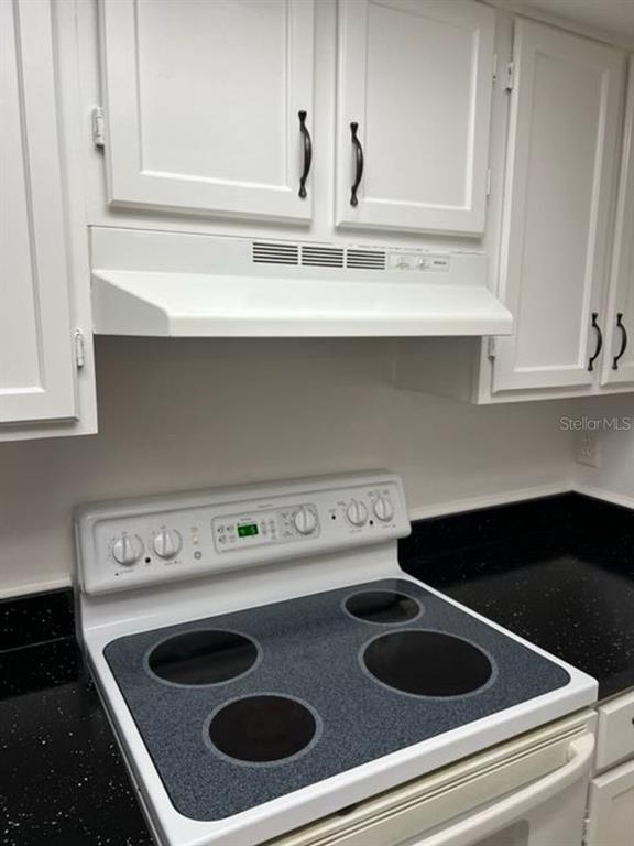 5745 Southwest 10th Place Gainesville, FL 32607 - Photo 5 of 28