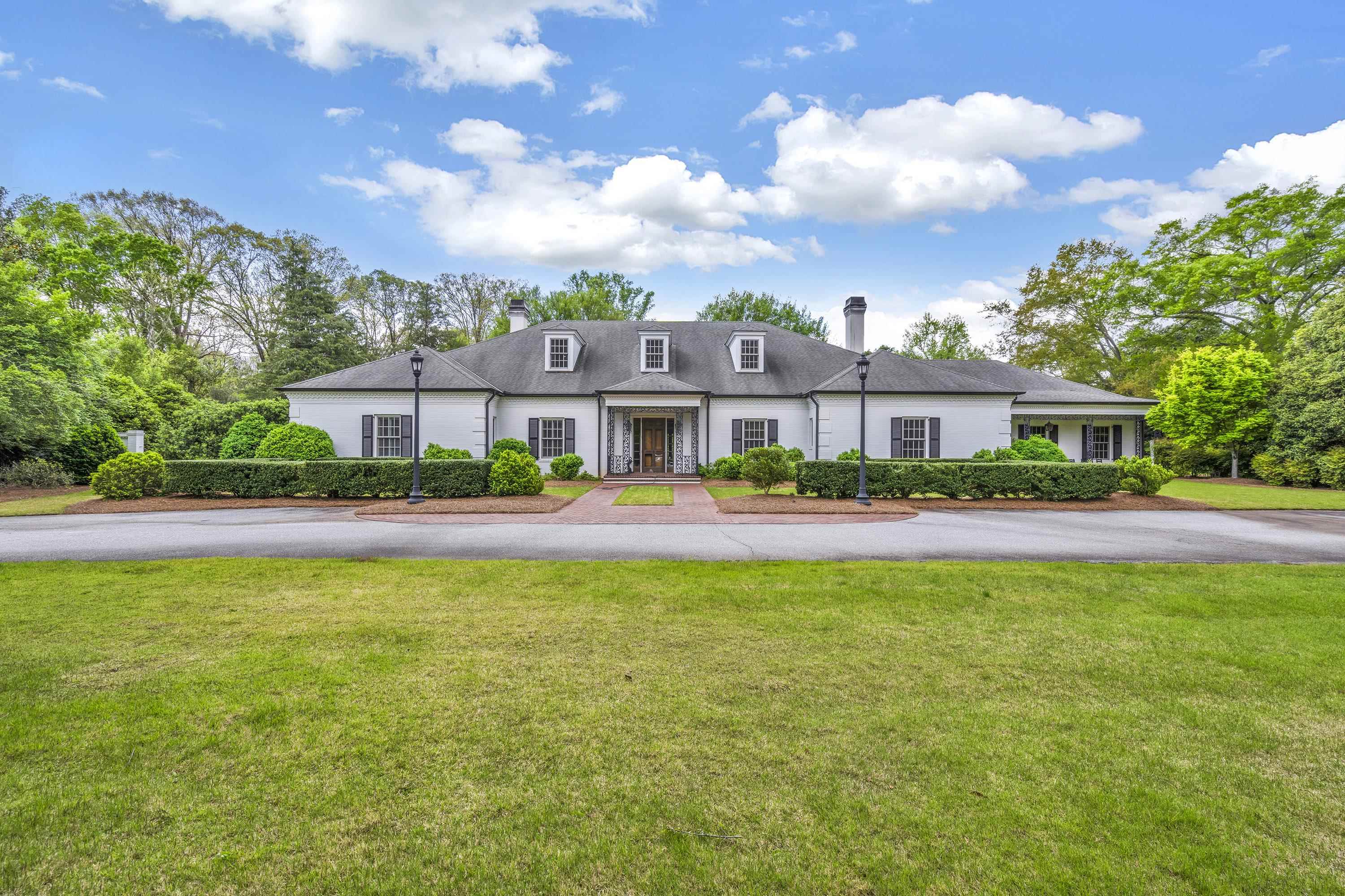 1122 Woodburn Road Spartanburg, SC 29302 - Photo 1 of 32 Gallery Image 1
