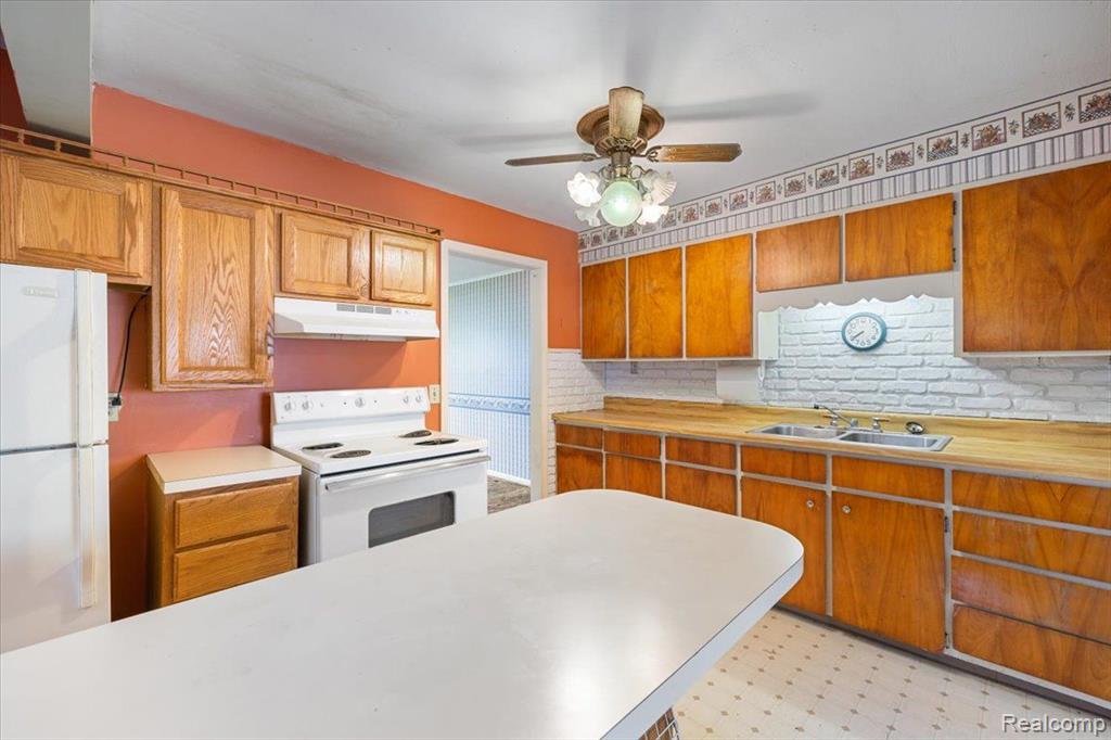 8628 Monroe Road Durand, MI 48429 - Photo 13 of 18