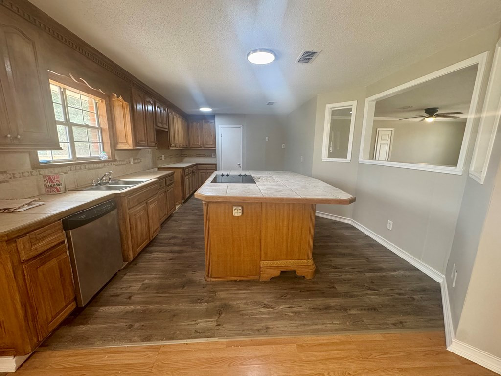 730 Vogel Street McComb, MS 39648 - Photo 12 of 17 Photo 12