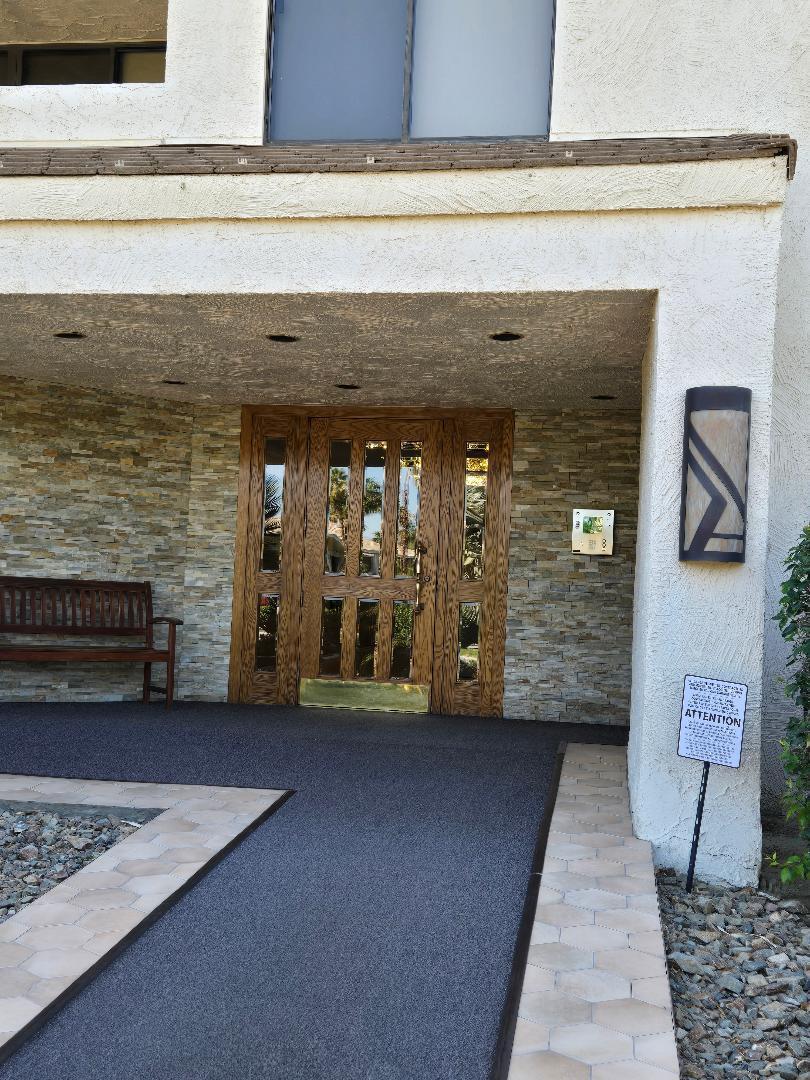 910 Island Drive, Unit 112 Rancho Mirage, CA 92270 - Photo 2 of 16 thumbnail