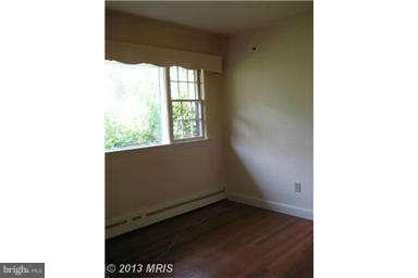 4508 Braddock Road Alexandria, VA 22312 - Photo 6 of 9 Dining Room