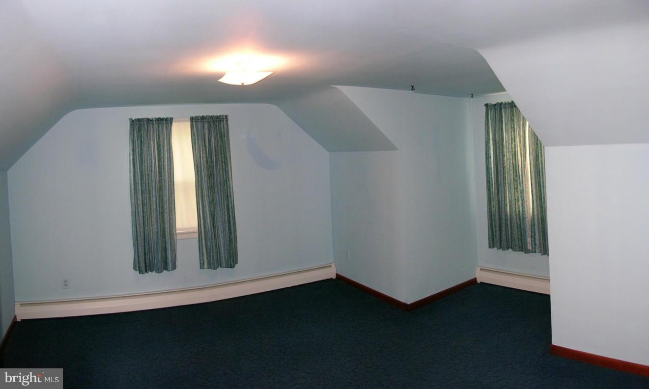 2559 Albert Rill Road Westminster, MD 21157 - Photo 20 of 27 Bedroom