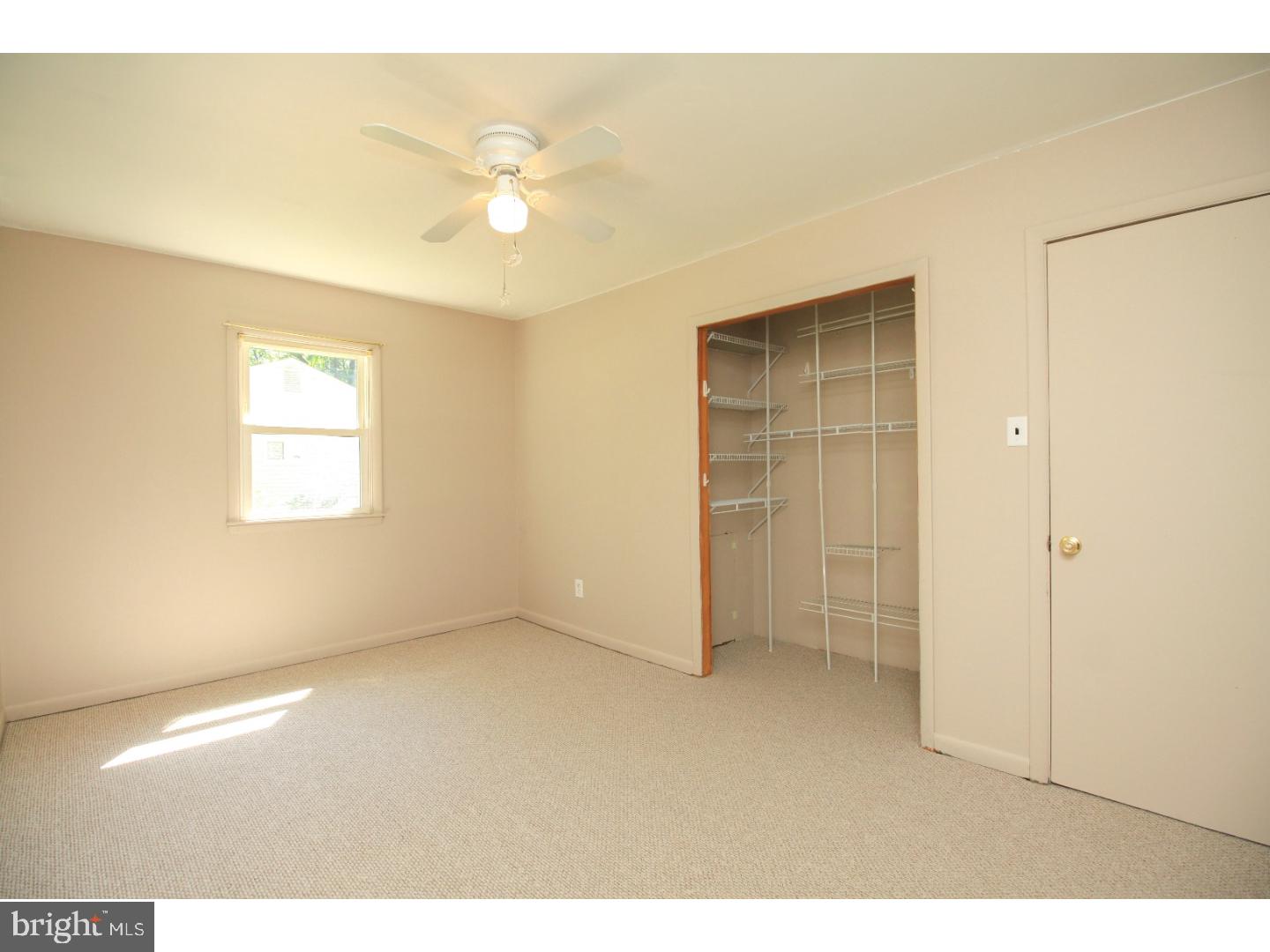 560 Fox Run Road Deptford, NJ 08096 - Photo 14 of 21 Bedroom 2