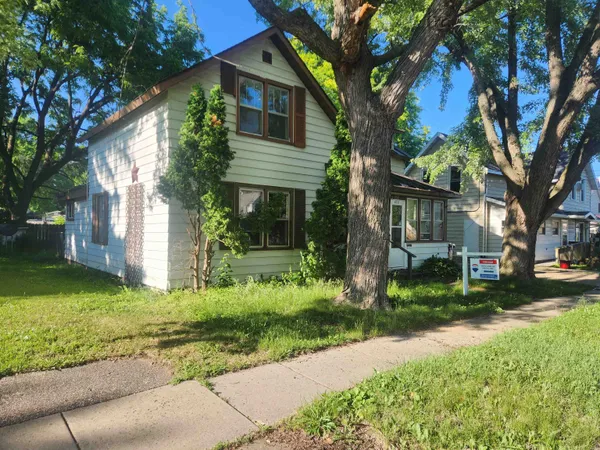 $149,000 | 415 West W, Mauston, WI 53948