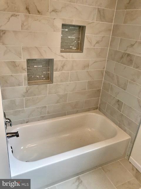 7828 East Shore Road Pasadena, MD 21122 - Photo 14 of 30 Bath main floor