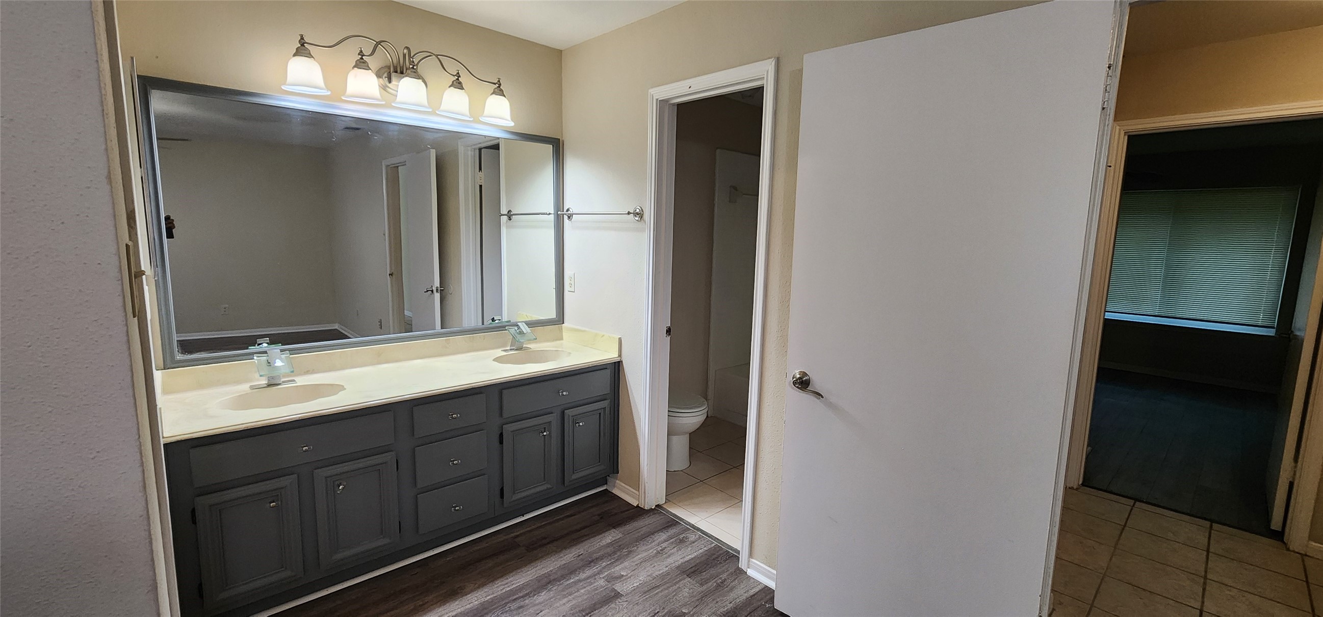 15215 Ensenada Drive Houston, TX 77083 - Photo 13 of 22 Master Bedroom Bath