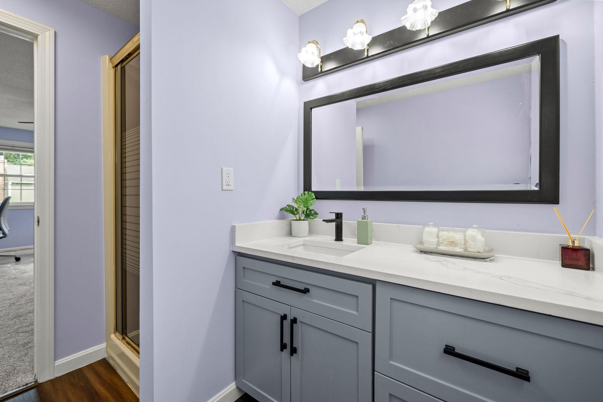 87 Peele Road Nashua, NH 03062 - Photo 21 of 39 Gallery Image 21