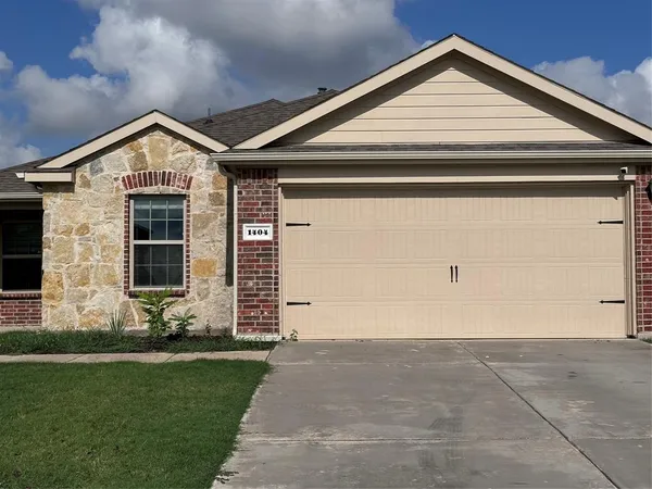 $1,950 | 1404 Pampa Grass Drive, Princeton, TX 75407