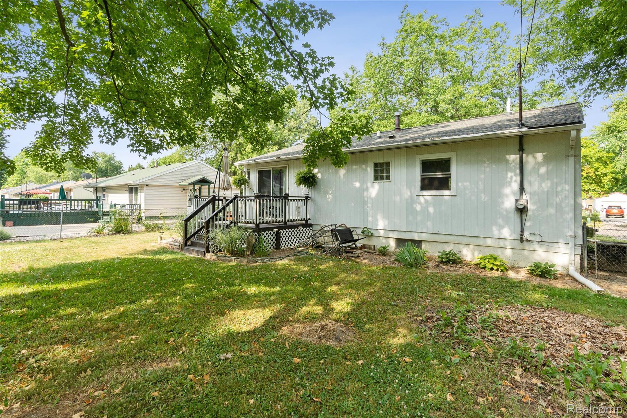 3125 Shetland Road Lansing, MI 48911 - Photo 30 of 31 Gallery Image 30