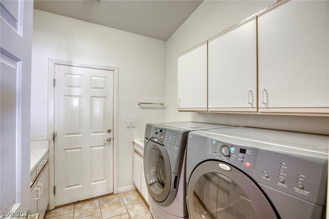 1021 Norellat Road Henderson, NV 89011 - Photo 17 of 49 Gallery Image 17