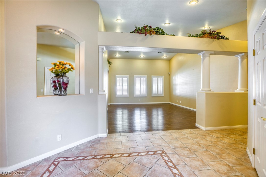 1021 Norellat Road Henderson, NV 89011 - Photo 4 of 49 Gallery Image 4