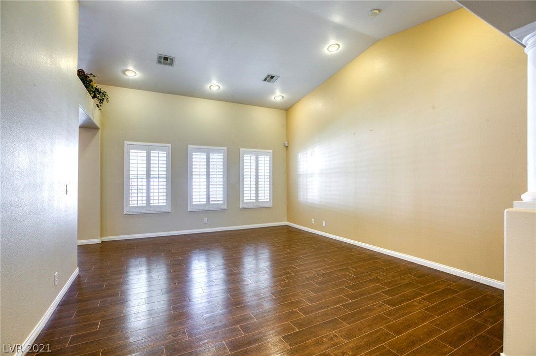 1021 Norellat Road Henderson, NV 89011 - Photo 8 of 49 Gallery Image 8