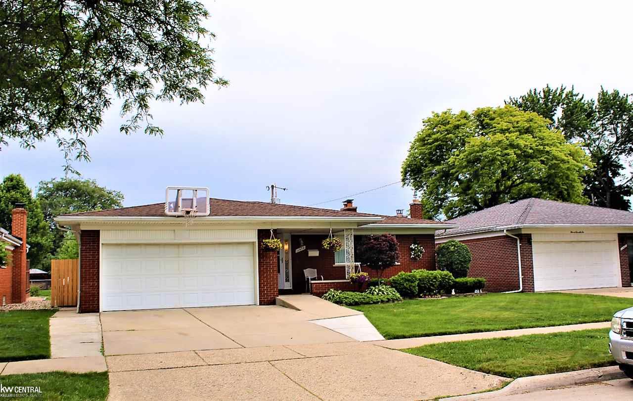 11474 Racine Road Warren, MI 48093 - Photo 1 of 12 31350584.JPG