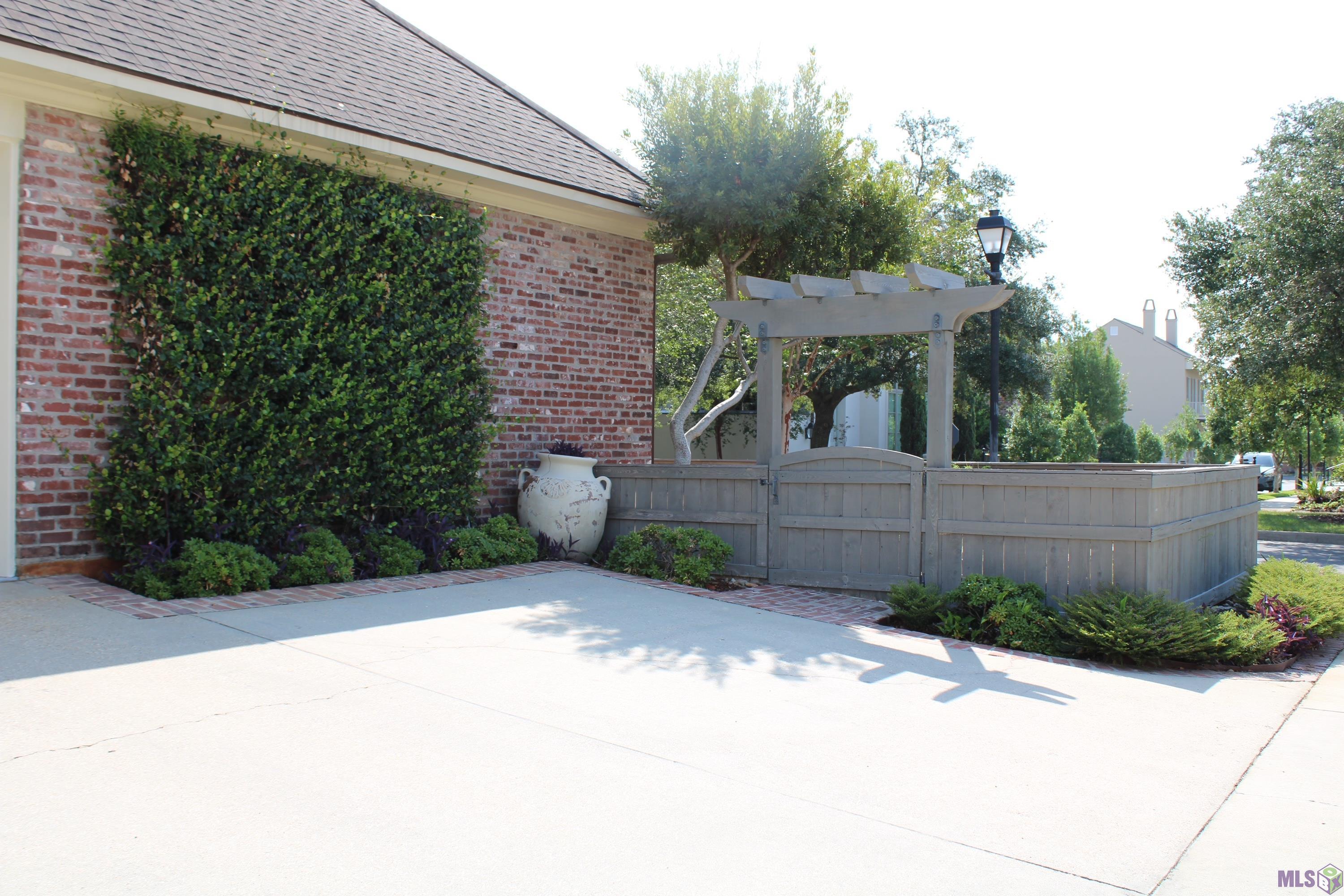 11448 Center Court Boulevard Baton Rouge, LA 70810 - Photo 40 of 47