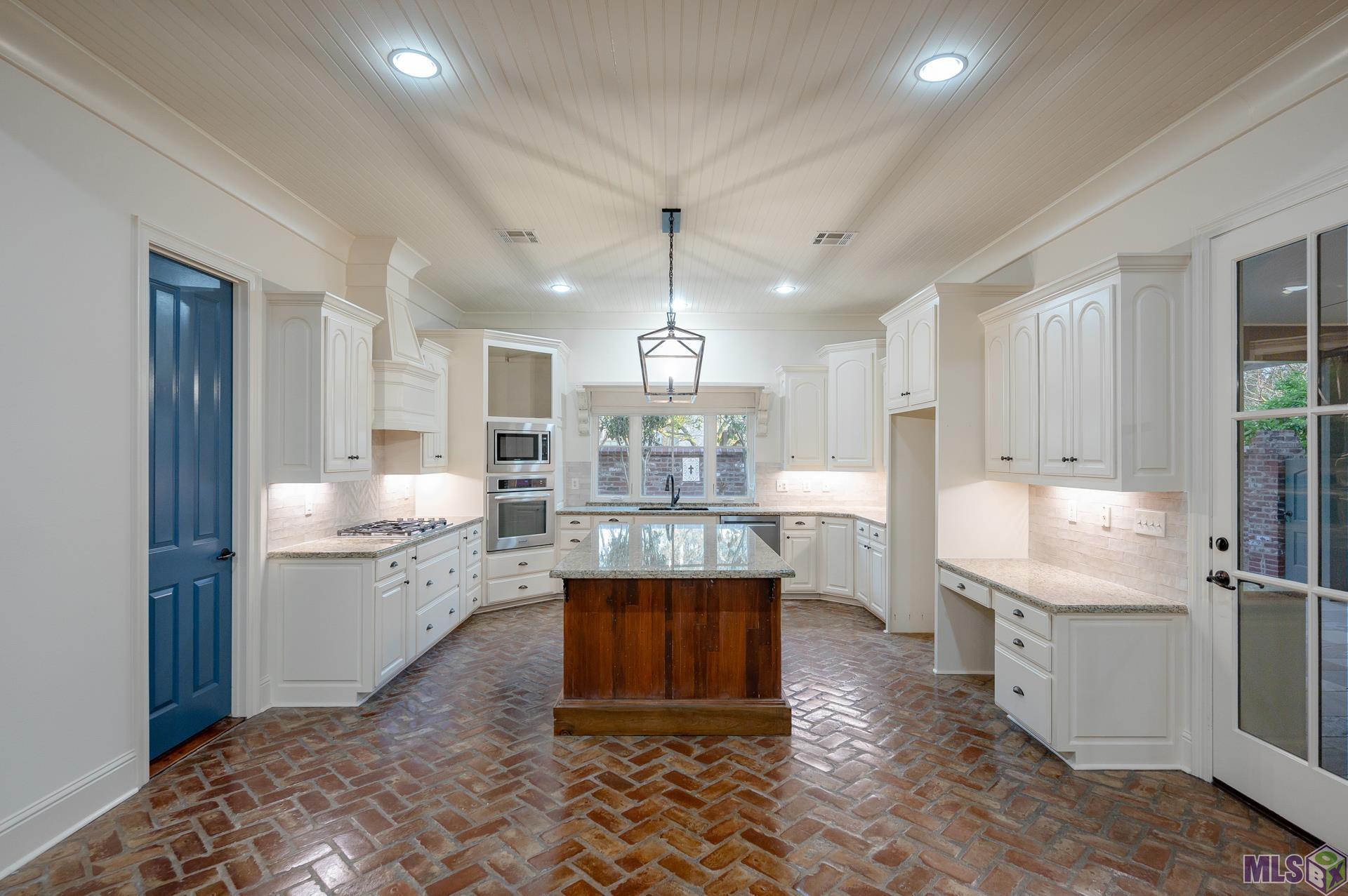 11448 Center Court Boulevard Baton Rouge, LA 70810 - Photo 10 of 47