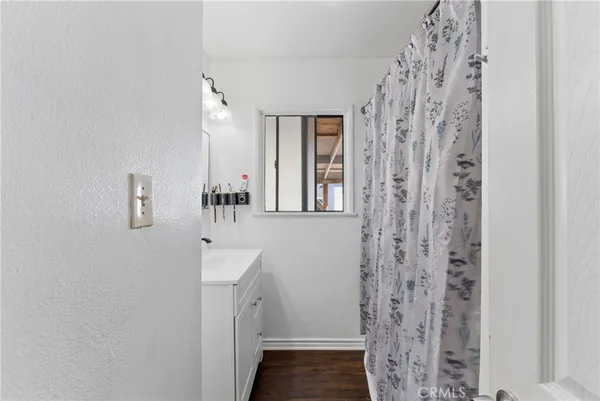 $649,900 | 1701 West 136th Street, Compton, CA 90222