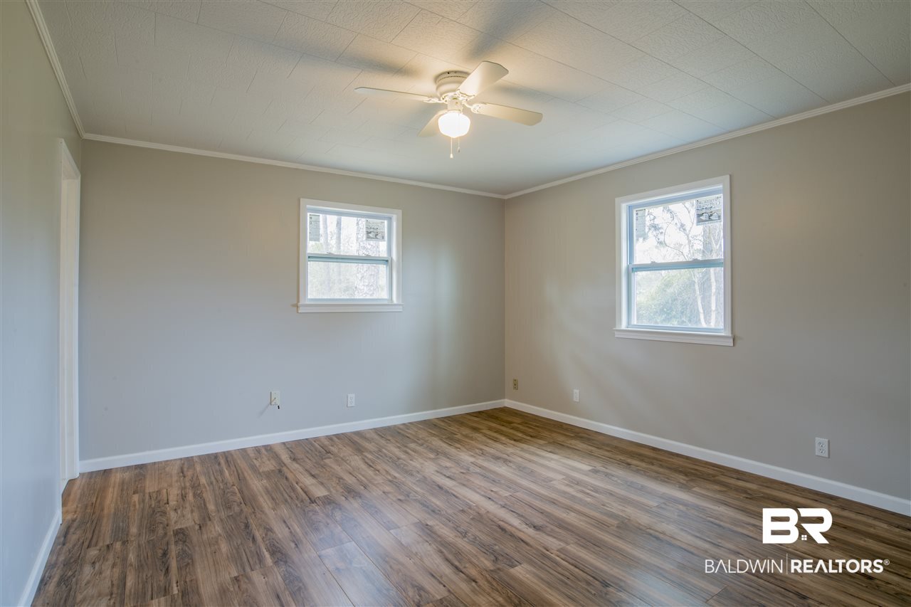 510 South Juniper Street Foley, AL 36535 - Photo 9 of 23