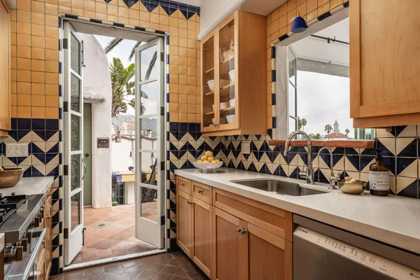 $5,395,000 | 12 West Gutierrez Street, Santa Barbara, CA 93101