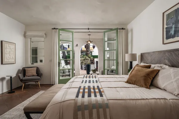 $5,395,000 | 12 West Gutierrez Street, Santa Barbara, CA 93101