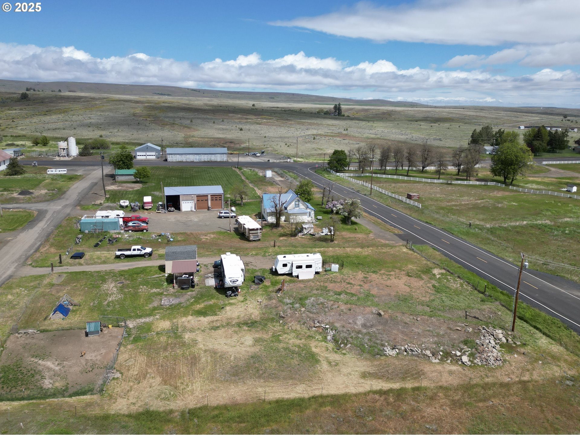208 South Taylor Street Bickleton, WA 99322 - Photo 3 of 22