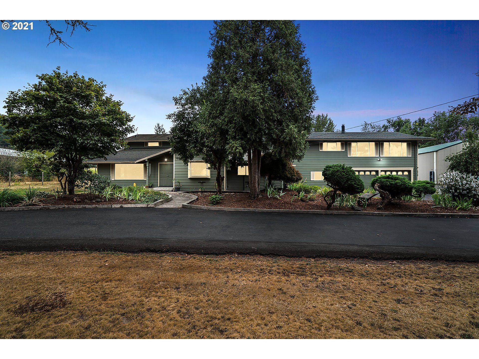 18728 Southeast Cheldelin Road Damascus, OR 97089 - Photo 1 of 29