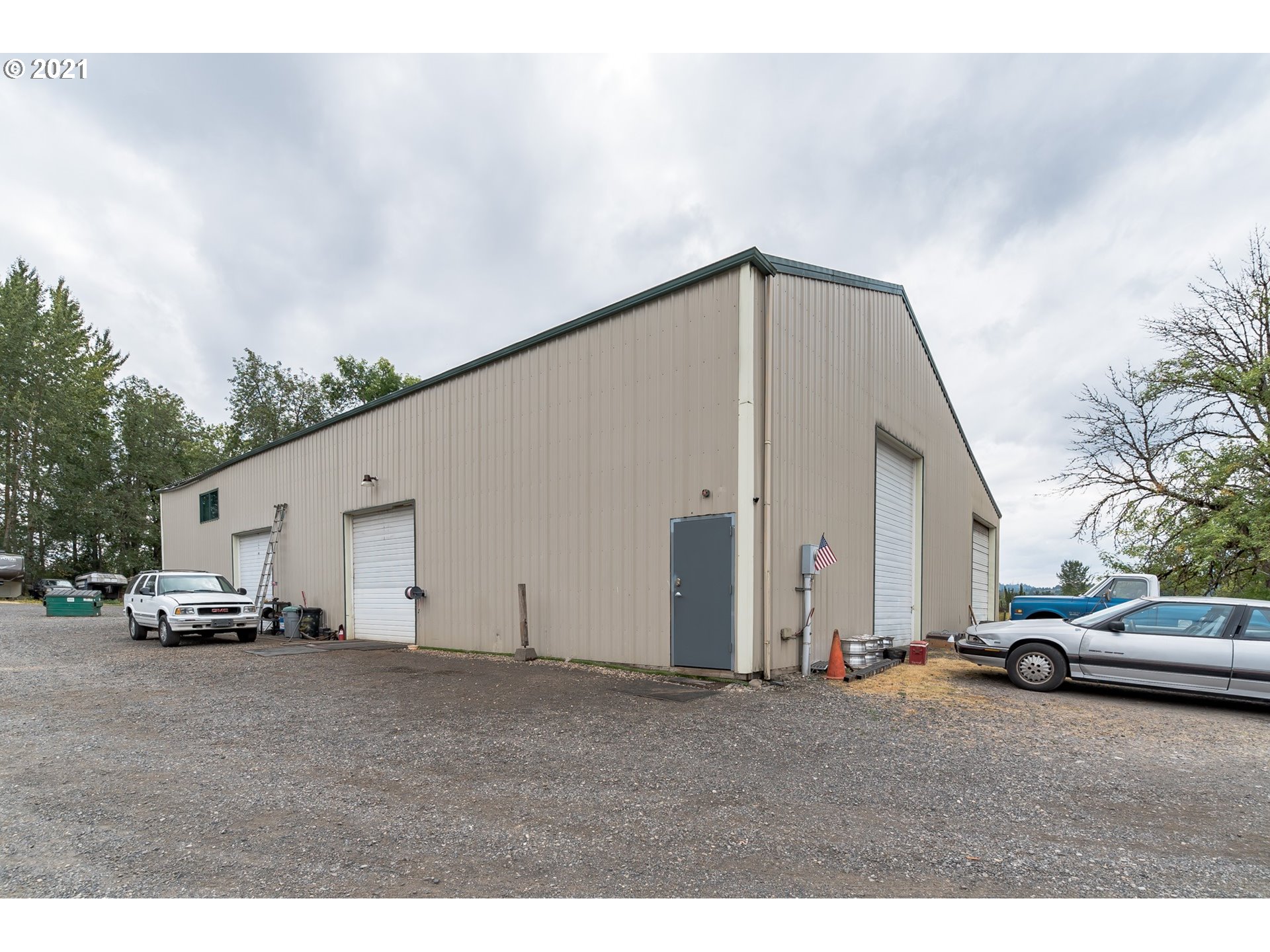 18728 Southeast Cheldelin Road Damascus, OR 97089 - Photo 26 of 29