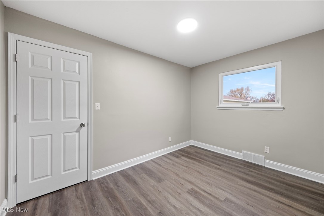 30305 Powell Road Willowick, OH 44095 - Photo 17 of 30