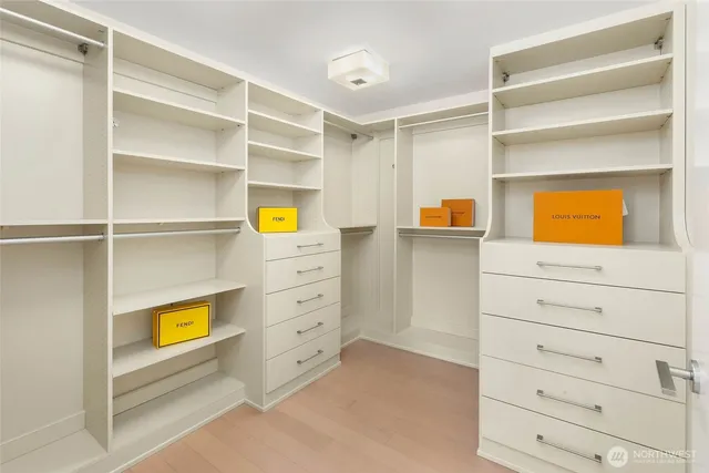 $2,500,000 | 1521 2nd Avenue, Unit 2804, Seattle, WA 98101