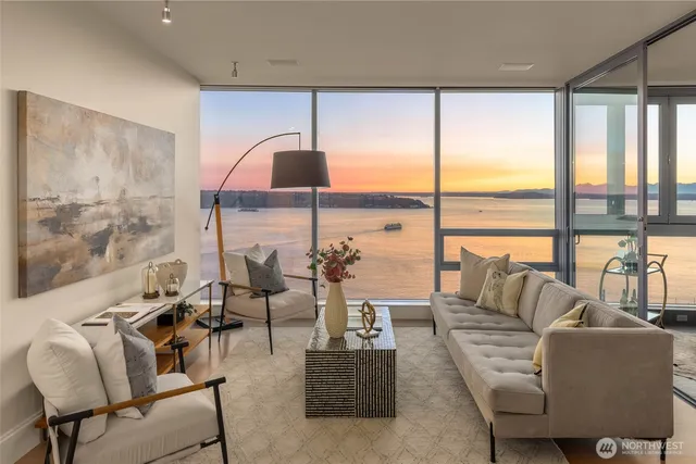 $2,500,000 | 1521 2nd Avenue, Unit 2804, Seattle, WA 98101