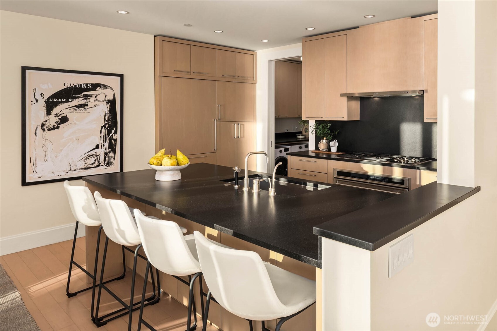 1521 2nd Avenue, Unit 2804 Seattle, WA 98101 - Photo 7 of 23