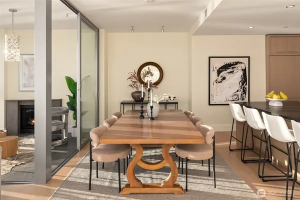 $2,500,000 | 1521 2nd Avenue, Unit 2804, Seattle, WA 98101