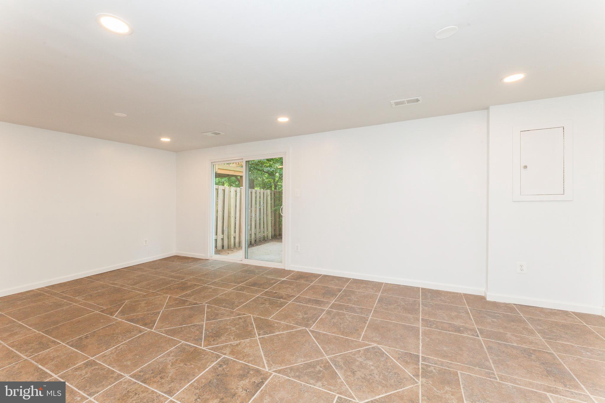 7750 Brandeis Way Springfield, VA 22153 - Photo 29 of 32 Gallery Image 29