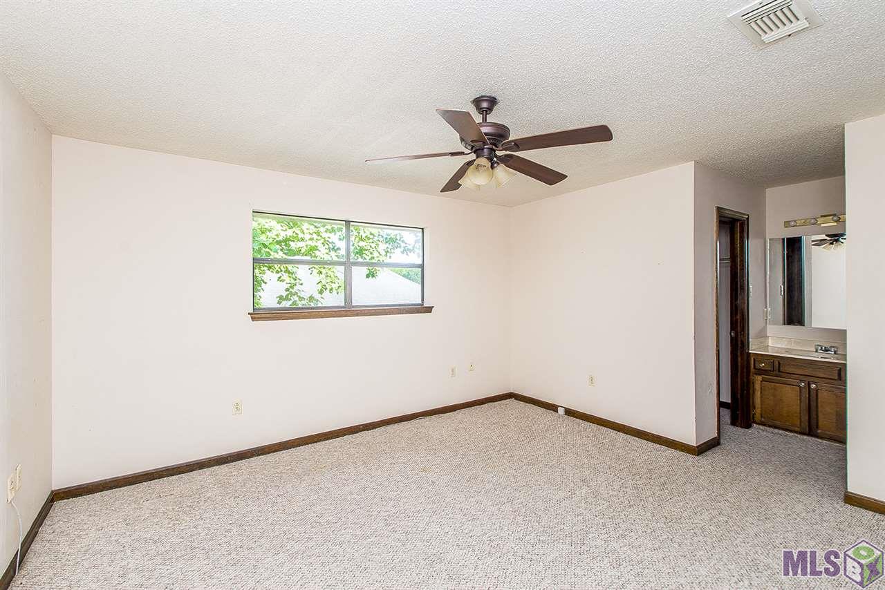 937 Ridgepoint Court, Unit A Baton Rouge, LA 70810 - Photo 12 of 16 Gallery Image 12