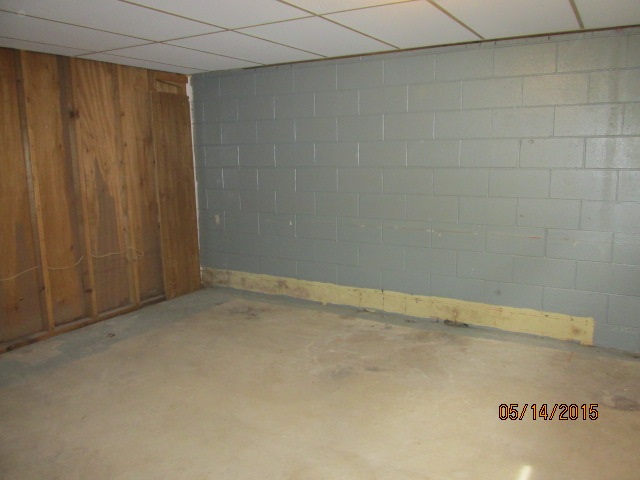 316 Hoover Road Elkhart, IN 46514 - Photo 13 of 16 Gallery Image 13