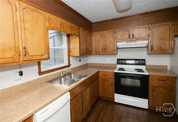 $2,100 | 147 VFW Drive, Watkinsville, GA 30677