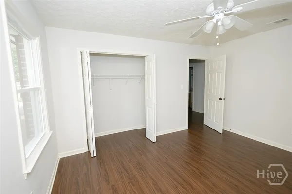 $2,100 | 147 VFW Drive, Watkinsville, GA 30677