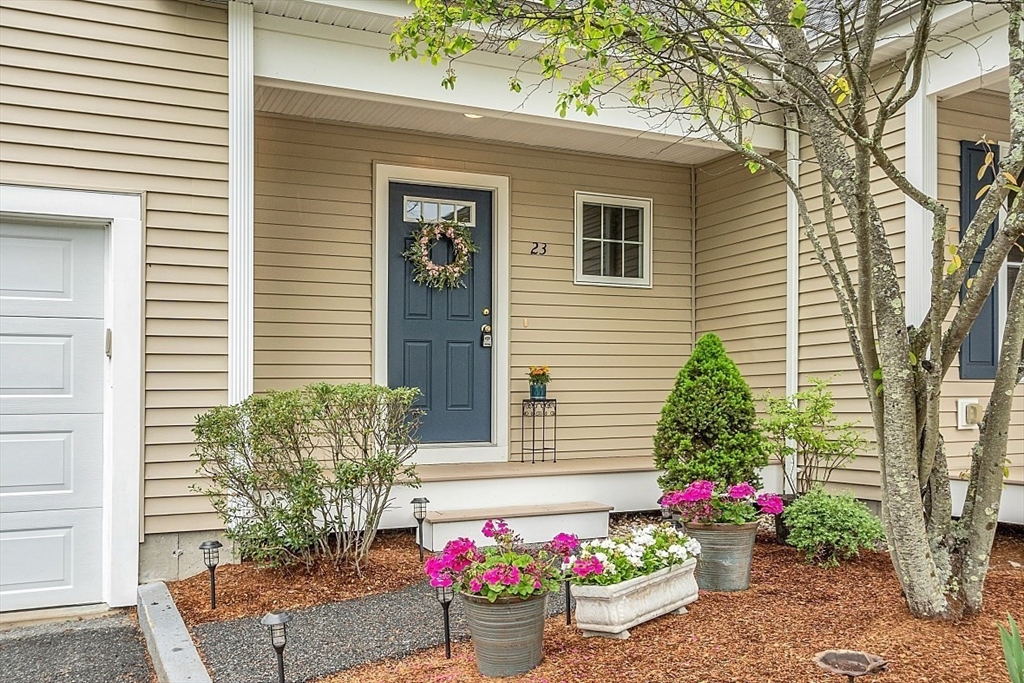 23 Southgate Road, Unit 23 Westford, MA 01886 - Photo 4 of 41