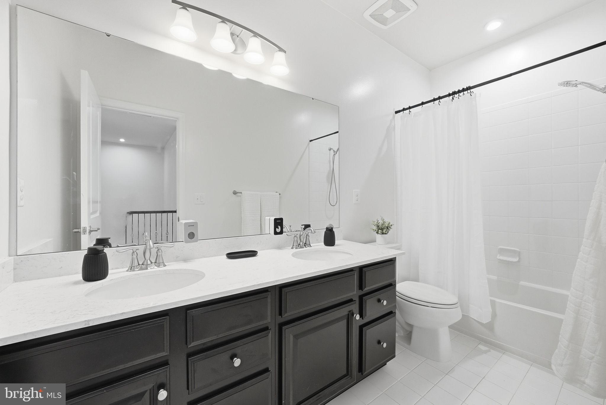 8966 Bridle Ridge Lane Manassas, VA 20110 - Photo 27 of 36