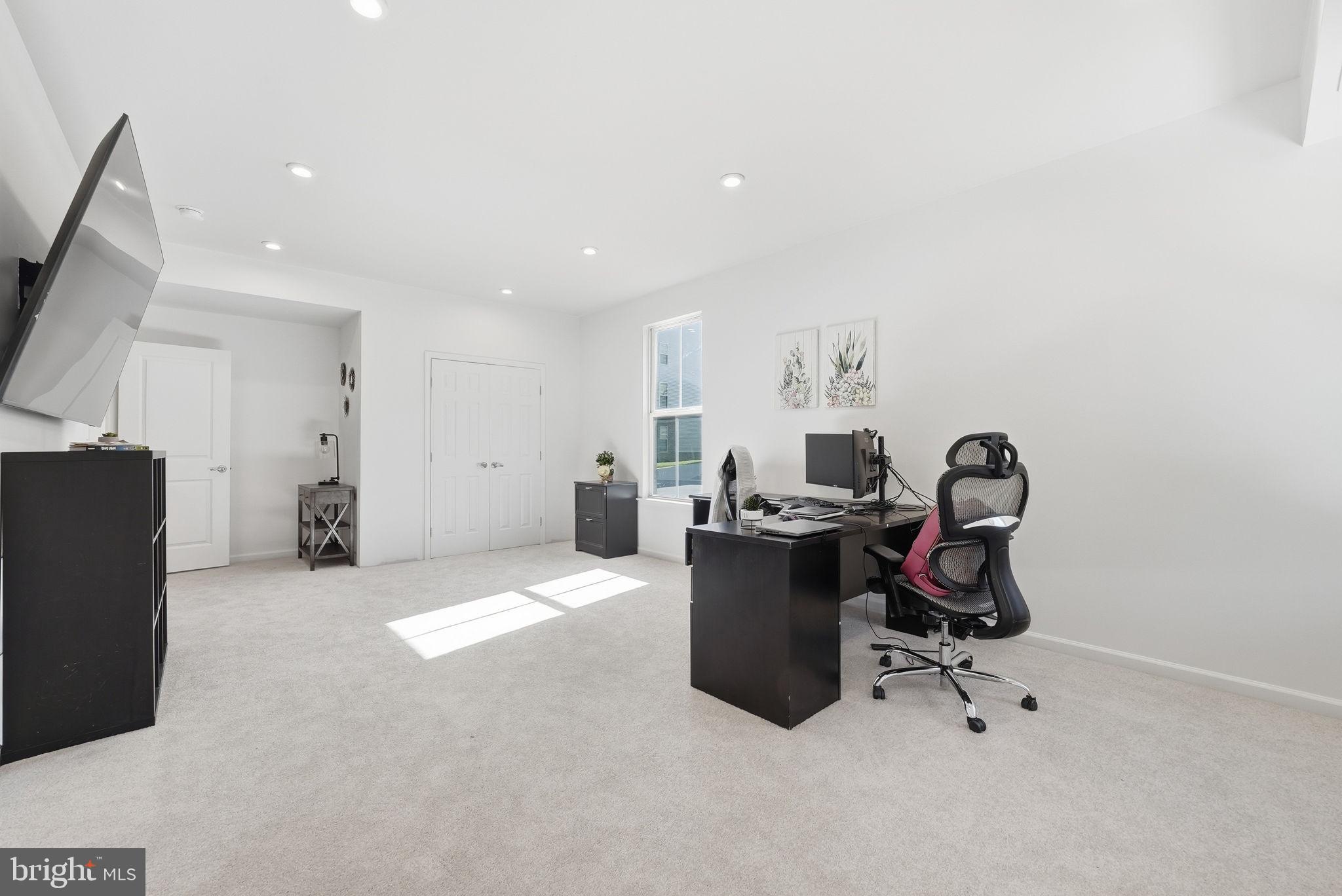 8966 Bridle Ridge Lane Manassas, VA 20110 - Photo 33 of 36