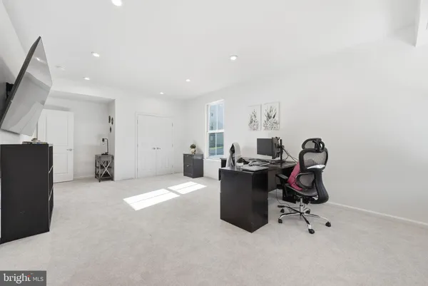 $650,000 | 8966 Bridle Ridge Lane, Manassas, VA 20110