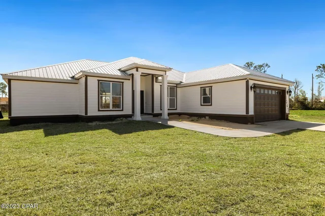 $2,950 | 1043 Plantation Drive, Panama City, FL 32404