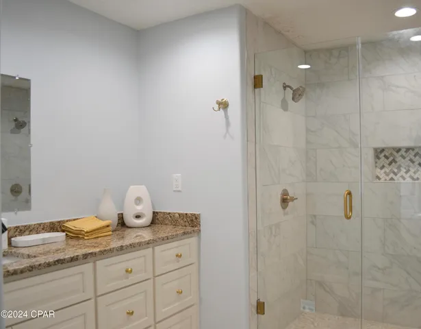 $2,950 | 1043 Plantation Drive, Panama City, FL 32404