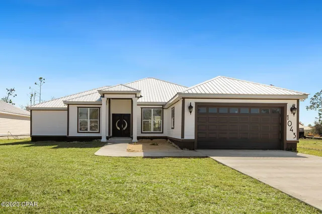 $2,950 | 1043 Plantation Drive, Panama City, FL 32404