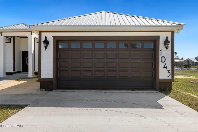 $2,950 | 1043 Plantation Drive, Panama City, FL 32404