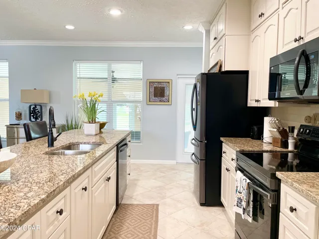 $2,950 | 1043 Plantation Drive, Panama City, FL 32404