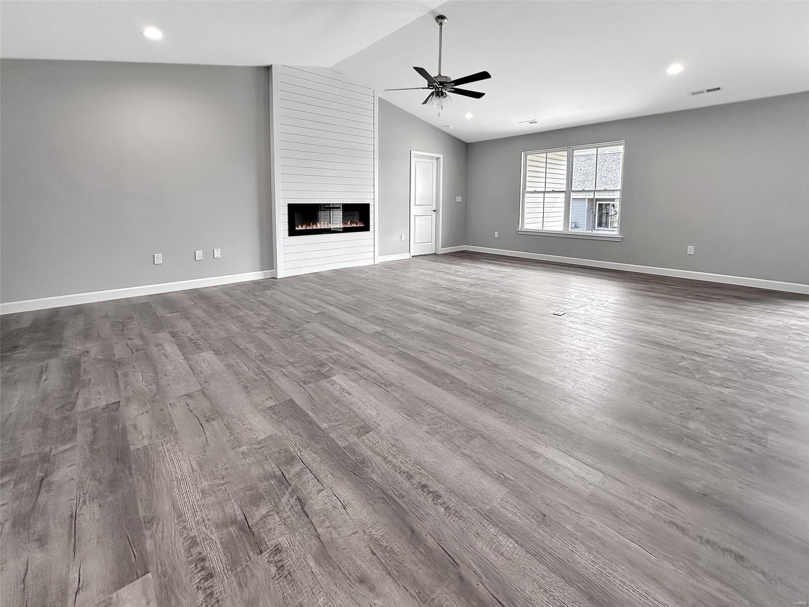 618 Rhapsody Lane Troy, IL 62294 - Photo 11 of 44 Gallery Image 11