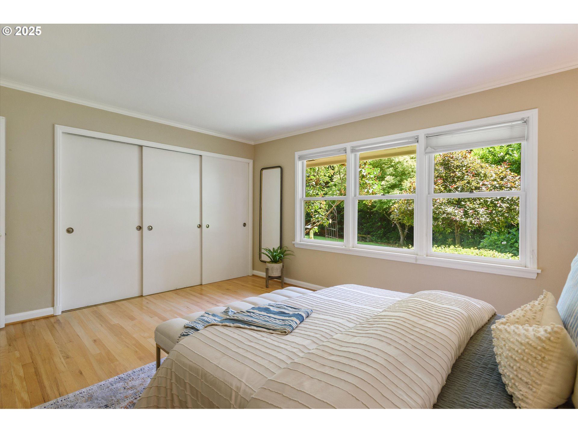 13030 Southwest Fischer Road Portland, OR 97224 - Photo 22 of 44 Bedroom, Primary