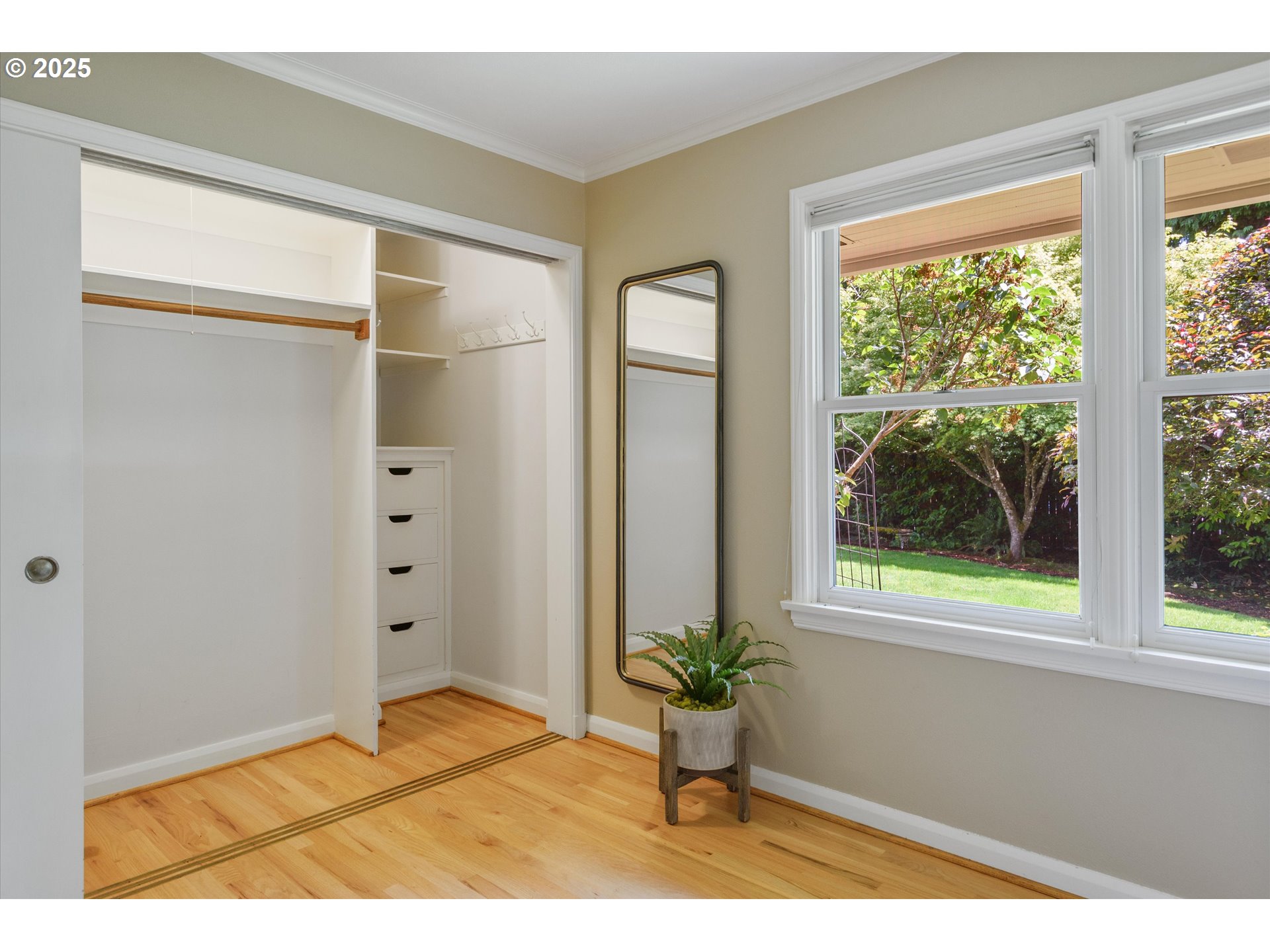 13030 Southwest Fischer Road Portland, OR 97224 - Photo 23 of 44 Bedroom, Primary