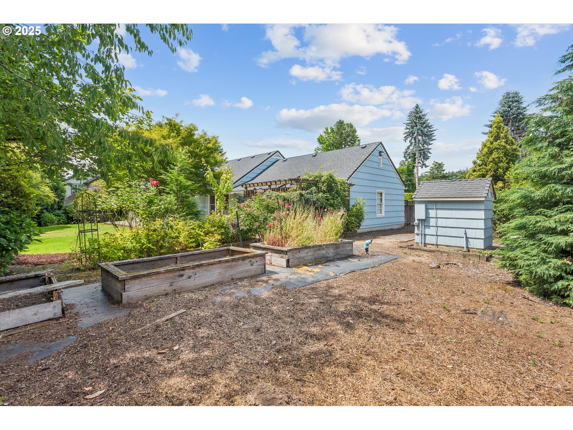 13030 Southwest Fischer Road Portland, OR 97224 - Photo 42 of 44 Backyard